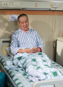 丝袜按摩